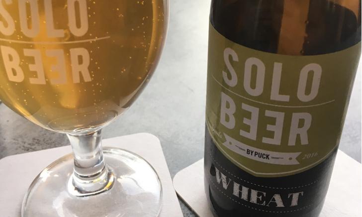 Solo Weizen fles en glas